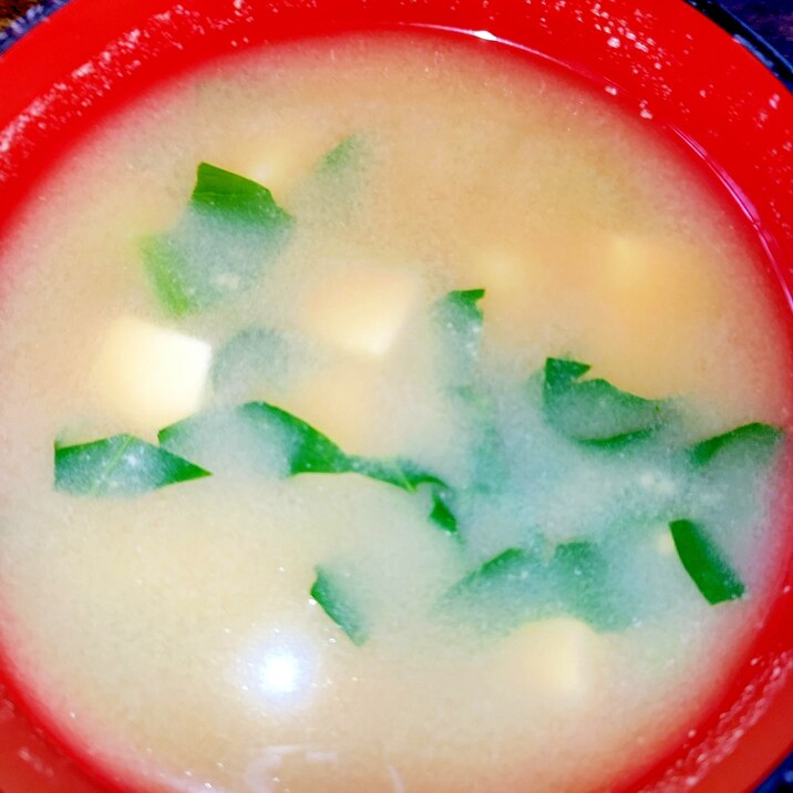 毎日のお味噌汁291杯目*レタス、ルッコラ、豆腐
